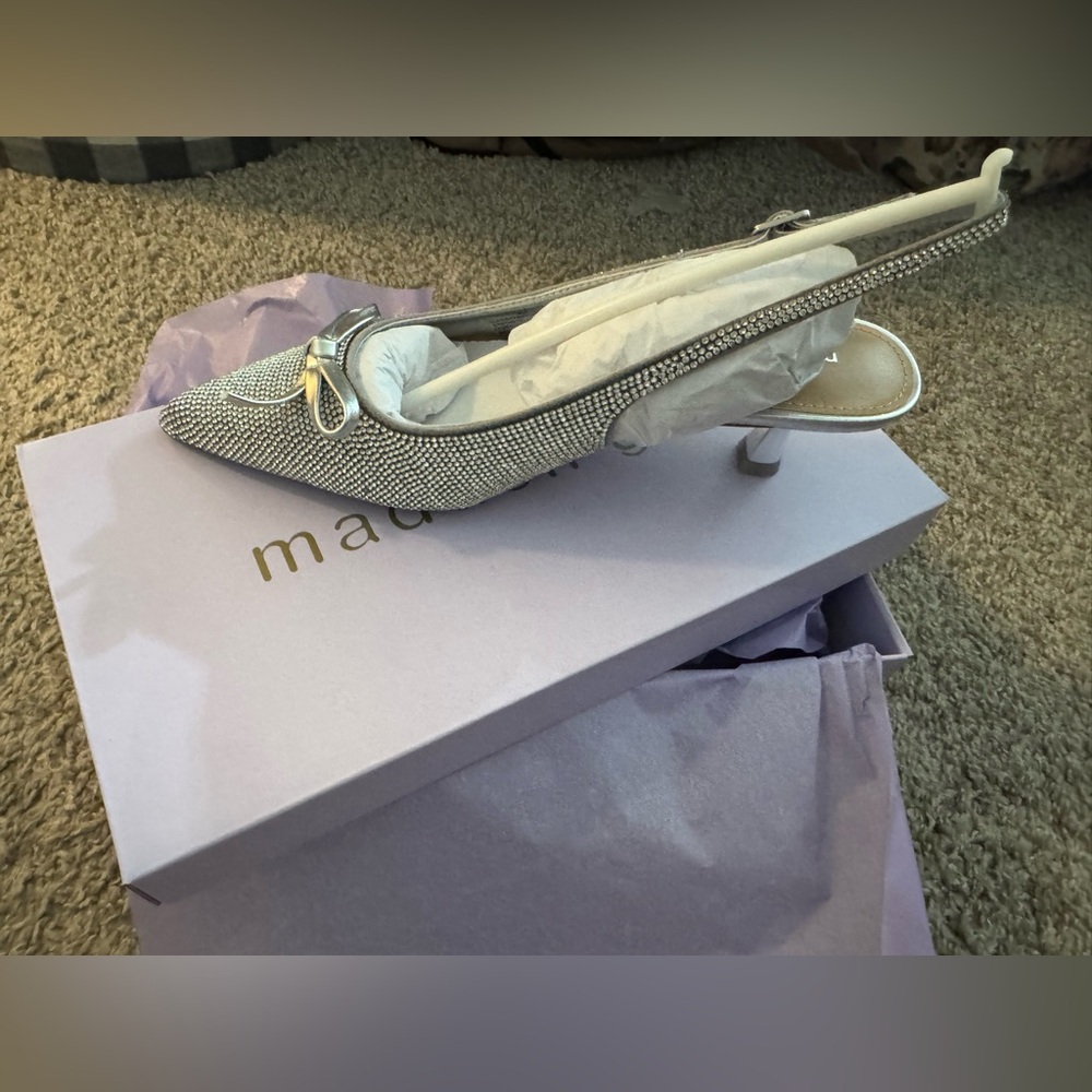 NWT Madden Girl Bedazzled Kitten Heels